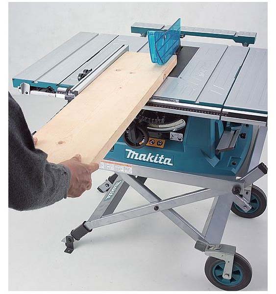 Загальний вигляд  настольной циркулярной пилы Makita MLT100